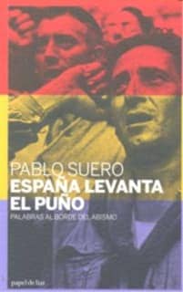 España levanta el puño