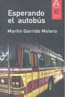 Esperando el autobús