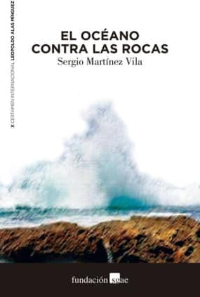 EL OCEANO CONTRA LAS ROCAS