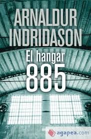 El hangar 885