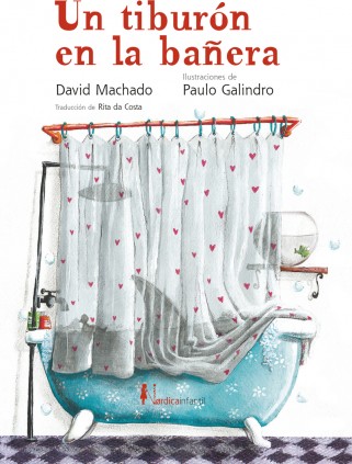 UN TIBURON EN LA BAÑERA