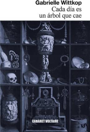 Cada día es un árbol que cae