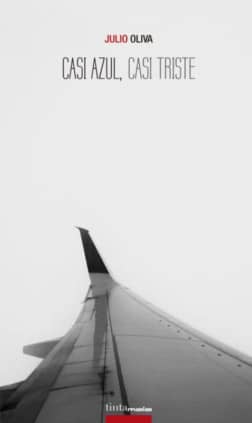 Casi azul, casi triste